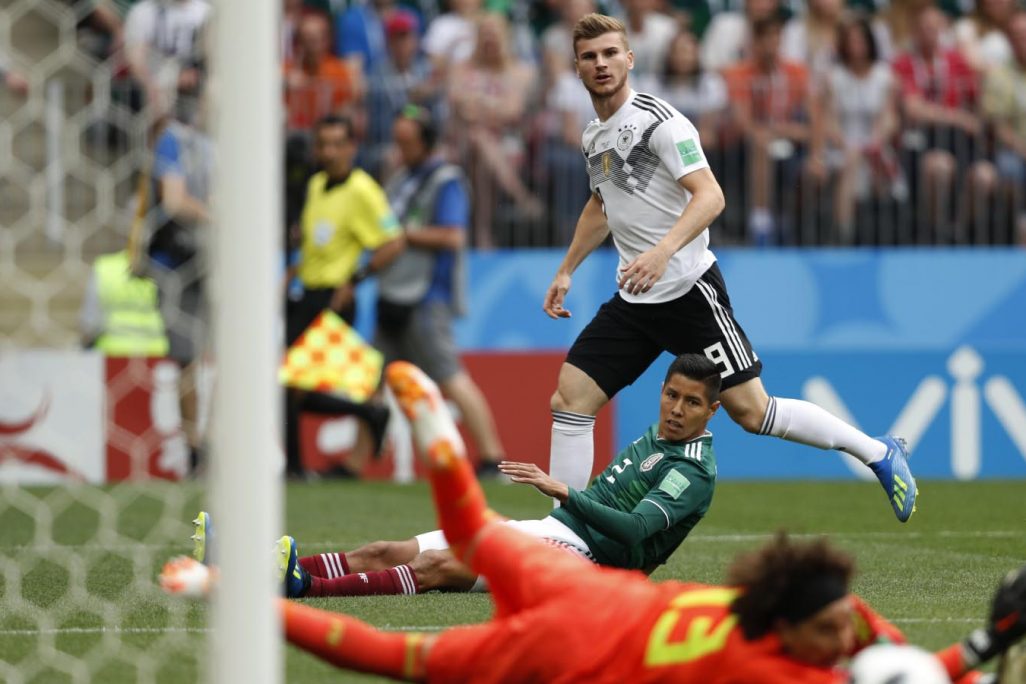 טימו וורנר במדי נבחרת גרמניה מול מקסיקו, מונדיאל 2018 (AP Photo/Eduardo Verdugo)