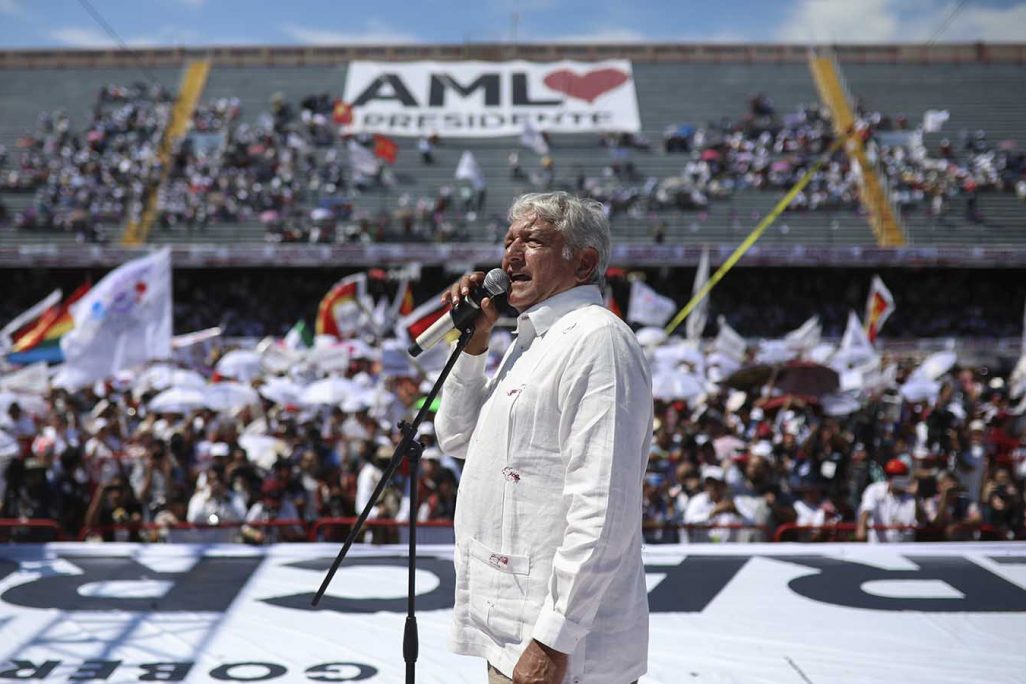 אנדרס מנואל לופז אוברדור נואם בעצרת תומכים לקראת הבחירות במקסיקו, יוני 2018 (AP Photo/Felix Marquez)