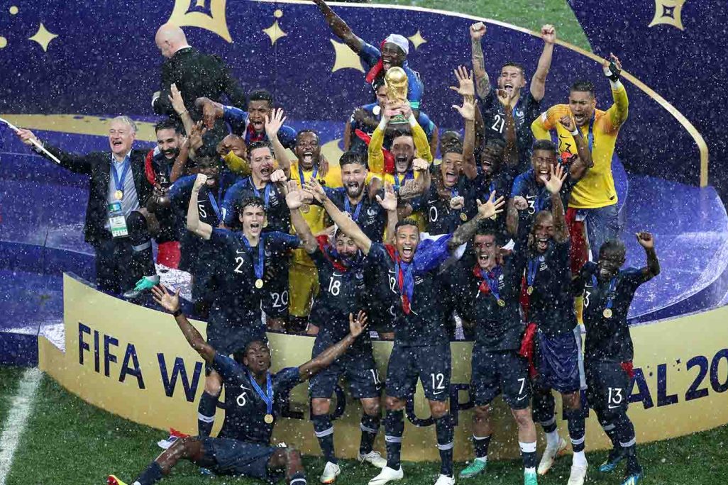 צרפת זוכה בגביע העולם בכדורגל 2018 (Photo by Catherine Ivill/Getty Images)