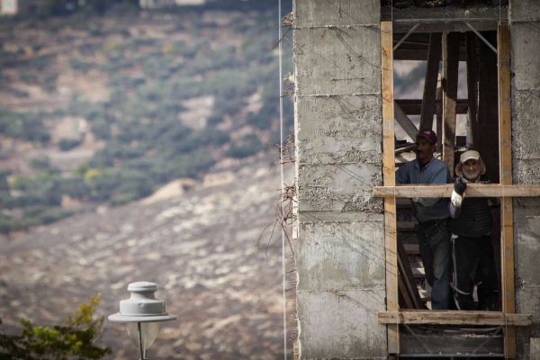 פועלי בניין בירושלים. ארכיון למצולמים אין קשר לכתבה (צילום: יונתן זינדל/פלאש90)