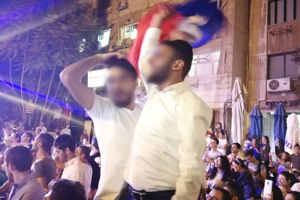 חרדים בירושלים צופים בגמר המונדיאל (ד"ר שלמה טיקוצ'ינסקי)