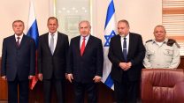 רה"מ, בנימין נתניהו; שר הביטחון, אביגדור ליברמן והרמטכ"ל, גדי אייזנקוט בפגישה עם שר החוץ הרוסי, סרגיי לברוב ורמטכ"ל רוסיה, ולרי גרסימוב (חיים צח \ לע"מ)