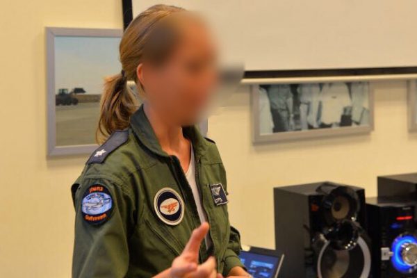 רב-סרן ג׳ שמונתה היום למפקדת טייסת 122 (״הנחשון״) (דובר צה"ל)