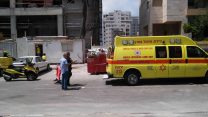 אתר בניה ברחוב פרופ' יובל נאמן בתל אביב בו נהרג פועל שנפגע מחפץ כבד שנפל מגובה, 8 באוגוסט 2018 (דוברות מד"א)