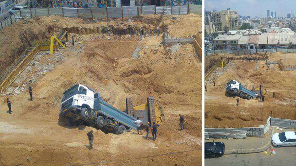 תאונה בין משאית לשופל באתר בניה ברחוב המחוגה בתל אביב, 8 באוגוסט 2018 (קרדיט: הפורום למניעת תאונות עבודה)