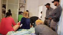 פשיטת המשטרה על בית בושת. 28 באוגוסט (קרדיט: דוברות המשטרה)