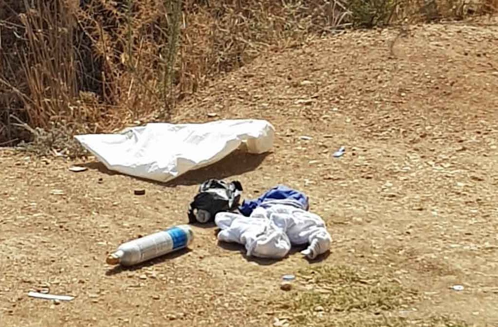מטעני הצינור שנמצאו בסמוך לבית הדין הצבאי בשומרון. 30 באוגוסט 2018 (צילום: דוברות המשטרה)