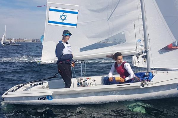 גיל כהן ונועה לסרי באליפות העולם בשייט (הועד האולימפי בישראל)