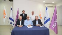 בכירי סלקום וחברת חשמל הבוקר (צילום: סיון פרג׳)