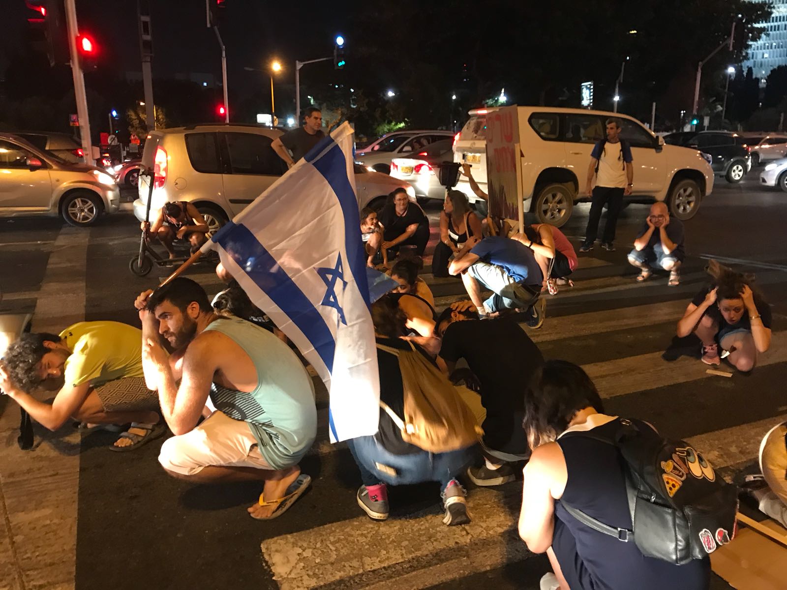 מחאת תושבי עוטף עזה מול הקריה בתל אביב, 11 באוגוסט 2018 (צילום: יאיר ויטמן)
