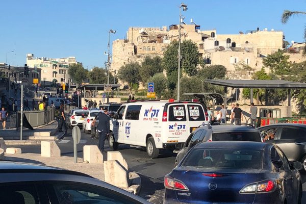 נסיון פיגוע דקירה בירושלים העתיקה (צילום: זק"א)