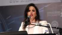 שרת המשפטים איילת שקד בוועידת המשפט של לשכת עורכי הדין (צילום: עופר עמרם, דוברות לשכת עורכי הדין)