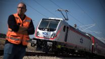 רכבת ישראל ועובד רכבת. ארכיון (צילום: הדס פרוש/ פלאש90)