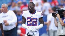 BUFFALO, NY - SEPTEMBER 16: Vontae Davis #22 of the Buffalo Bills during pre-game warmups prior to the start of NFL game action against the Los Angeles Chargers at New Era Field on September 16, 2018 in Buffalo, New York. (Photo by Tom Szczerbowski/Getty Images)
