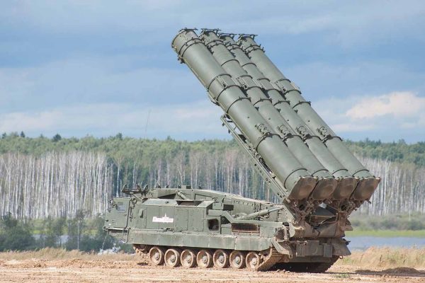 מערכת טילי S-300 (צילום:Andrey 69 / Shutterstock.com)