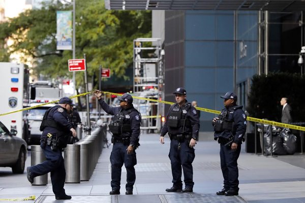 כוחות משטרה בניו יורק במהלך טיפול באירוע חבלני (צילום ארכיון: AP Photo/Richard Drew)