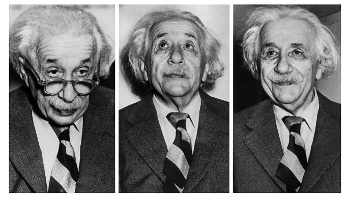 שלוש תמונות של אלברט איינשטיין שצולמו אוניברסיטת פרינסטון שבארה&quot;ב ב-1953, שנתיים לפני מותו (AP Photo)