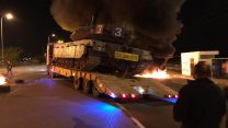 מחאת תושבי הדרום בכניסה לשדרות (צילום: דוברות המשטרה).
