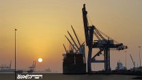 נמל בג'יבוטי, המדינה הקטנה שבקרן אפריקה הפכה לבסיס קדמי של סין, צרפת, איטליה ויפן (AP Photo/Elias Messeret)
