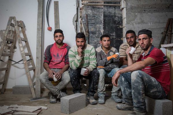 פועלי בניין פלסטינים. למצולמים אין קשר לכתבה (צילום: הדס פרוש/פלאש90)