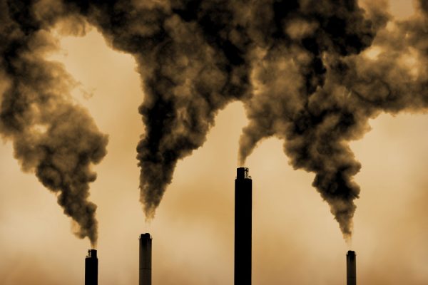 פליטות גזי חממה (צילום: Shutterstock)