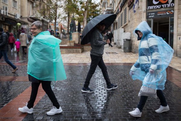גשם בירושלים (צילום: הדס פרוש/פלאש90)