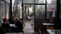 מסעדה. ״הפכו אותי לסלקטור, לשוטר״ (צילום: הדס פרוש/ פלאש90)