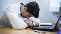 התעמרות במקום העבודה (צילום: Shutterstock)