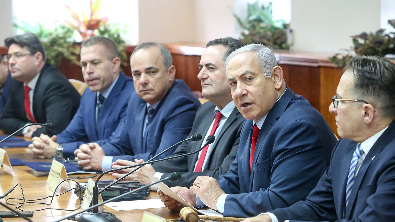 ראש הממשלה בנימין נתניהו בישיבת הממשלה, 9 דצמבר 2018 (צילום: מארק ישראל סלם / פלאש 90).