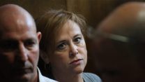 רקפת רוסק עמינח בדיון של "באים לבנקאים", 23 בדצמבר 2018 (צילום: מוטי קמחי ynet)