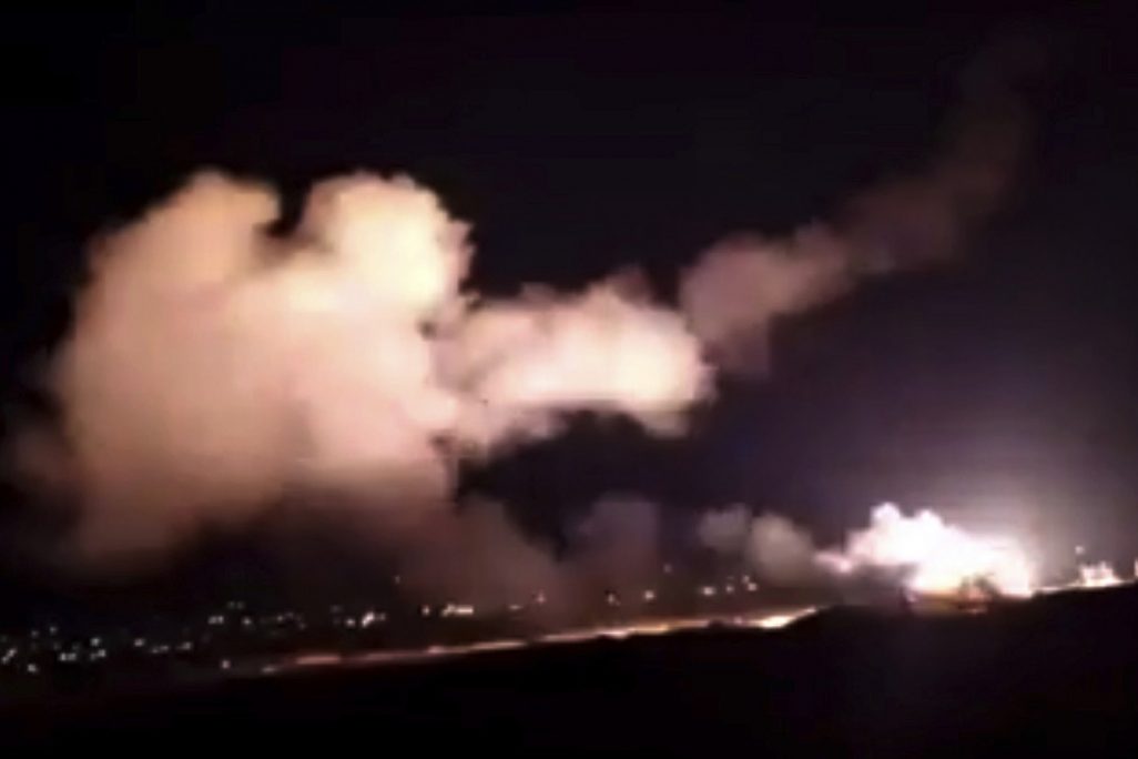 טילים מעל סוריה,תמונה מתוך סרטון שהפיצה סוכנות חדשות סורית , 25 בדצמבר 2018  (SANA via AP)