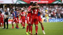 שחקני נבחרת ירדן חוגגים את הניצחון על אוסטרליה באליפות אסיה 2019 .  (Photo by Francois Nel/Getty Images)