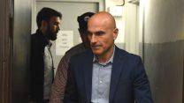 הארכת מעצרו של אפי נוה בבית משפט השלום בתל אביב  (צילום: ראובן קסטרו)