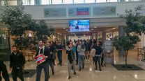 שיבושים בקבלת הקהל בהדסה בעקבות מחאת עובדי המחשוב; העובדים מפגינים במסדרונות ביה"ח  (צילום: דוברות ההסתדרות)