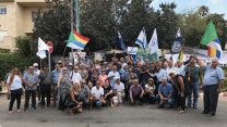 חברות וחברי הארגונים שהובילו את מחאת השוטרים והסוהרים (תמונה באדיבות ארגון נשות השוטרים והסוהרים)