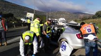 תאונת הדרכים סמוך לישוב עלי (צילום: דוברות זק״א).