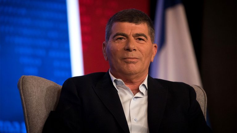 גבי אשכנזי (צילום: יונתן סינדל / פלאש 90)