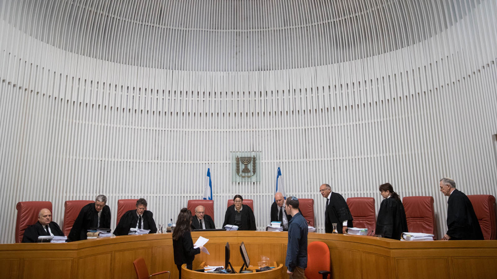 שופטי העליון בדיון על פסילת מועמדותו של נציג עוצמה יהודית מיכאל בן ארי לכנסת ה-21 14 במרץ 2019 (צילום: יונתן זינדל/פלאש90)