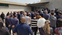 עובדי קצא"א באסיפות הסברה באשקלון ובאילת במחאה על אי-עמידת המדינה וההנהלה בהתחייבויותיהן כלפיהם (צילום: דוברות ההסתדרות)