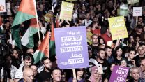 ערבים-ישראלים בהפגנה נגד חוק הלאום בכיכר רבין. 11 באוגוסט 2018 (צילום: תומר ניוברג/פלאש90)