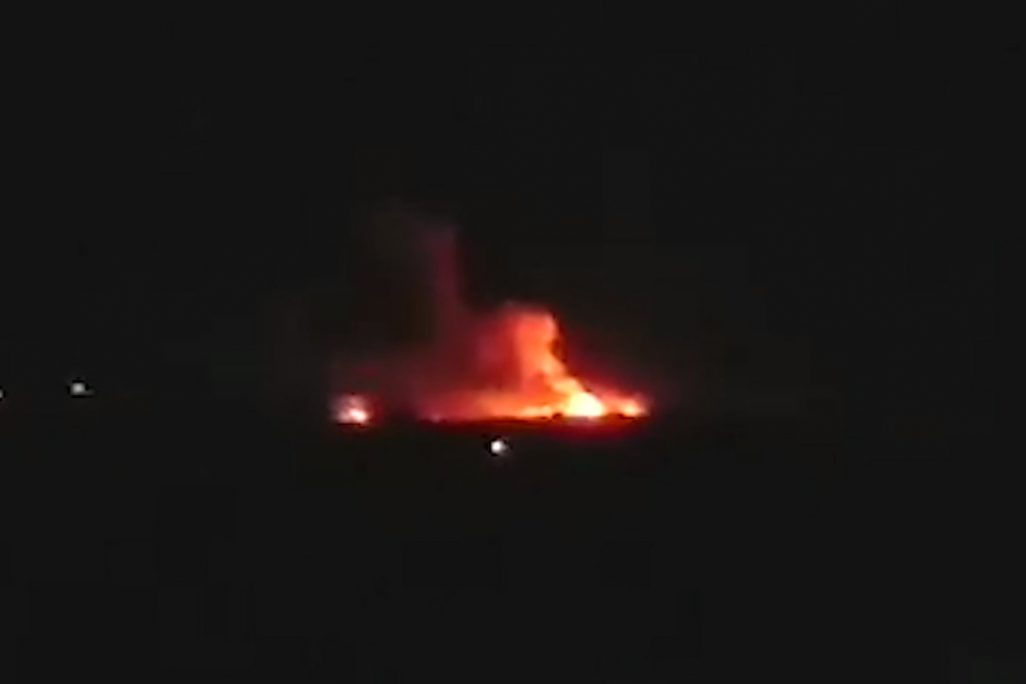 שמי סוריה לאחר הפצצות אוויריות (צילום: צילום מסך) שמי סוריה לאחר הפצצות אוויריות (צילום: צילום מסך)