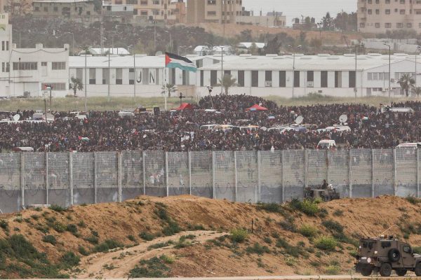 הפגנות צעדת השיבה מול גדר הגבול עם רצועת עזה. 30 במרץ 2019 (צילום: נעם ריבקין פנטון/פלאש90)