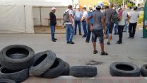 עובדי חרסה מפגינים מול הכניסה למפעל החברה בבאר שבע, 1 במאי 2019 (צילום: באדיבות אגף הדוברות בהסתדרות)