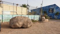 המקום בו תוקם האנדרטה ברחבה בפתח בסיס חיל הים (צילום: עמותת יוצאי פלגות הנחיתה)