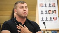 סרגי מרצ'נקו, אחיו של אנטון שנהרג בתאונת בניין בכנס חירום על הקטל באתרי הבניין בכנסת. (צילום: נעם ריבקין פנטון/פלאש90)