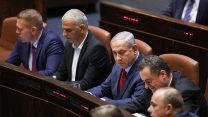 ההצבעה על פיזור הכנסת ה21 (צילום: יונתן זינדל / פלאש 90).