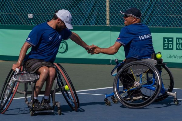 נועם גרשוני ושרגא ויינברג באליפות אירופה בטניס כיסאות גלגלים (צילום: יואב ארמוני)