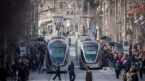 אנשים רחובות ירושלים. ארכיון (צילום: יונתן זינדל/פלאש90)