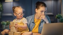 אמהוּת וקריירה (צילום אילוסטרציה: shutterstock)