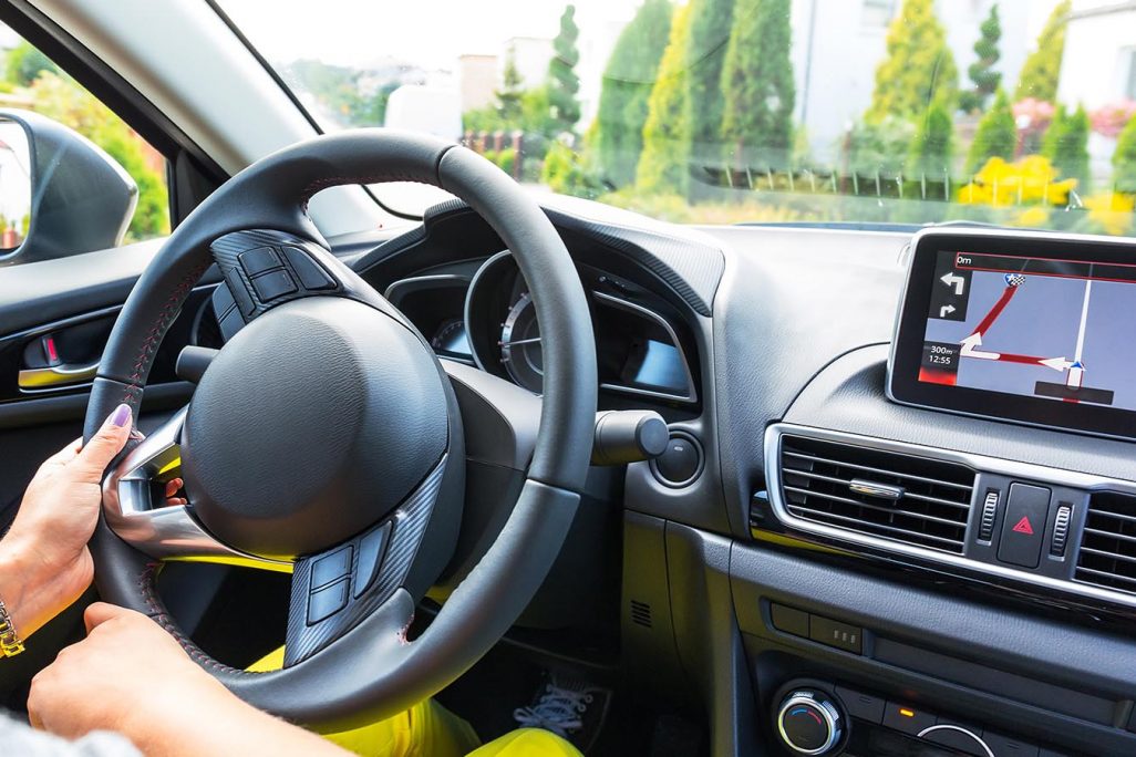 מערכת ניווט GPS מובנית ברכב (צילום: shutterstock).